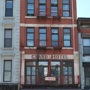 Bowery Grand Hostal